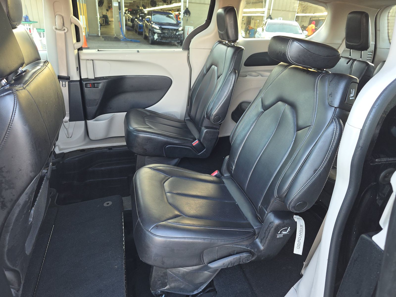 2023 Chrysler Pacifica Touring L FWD