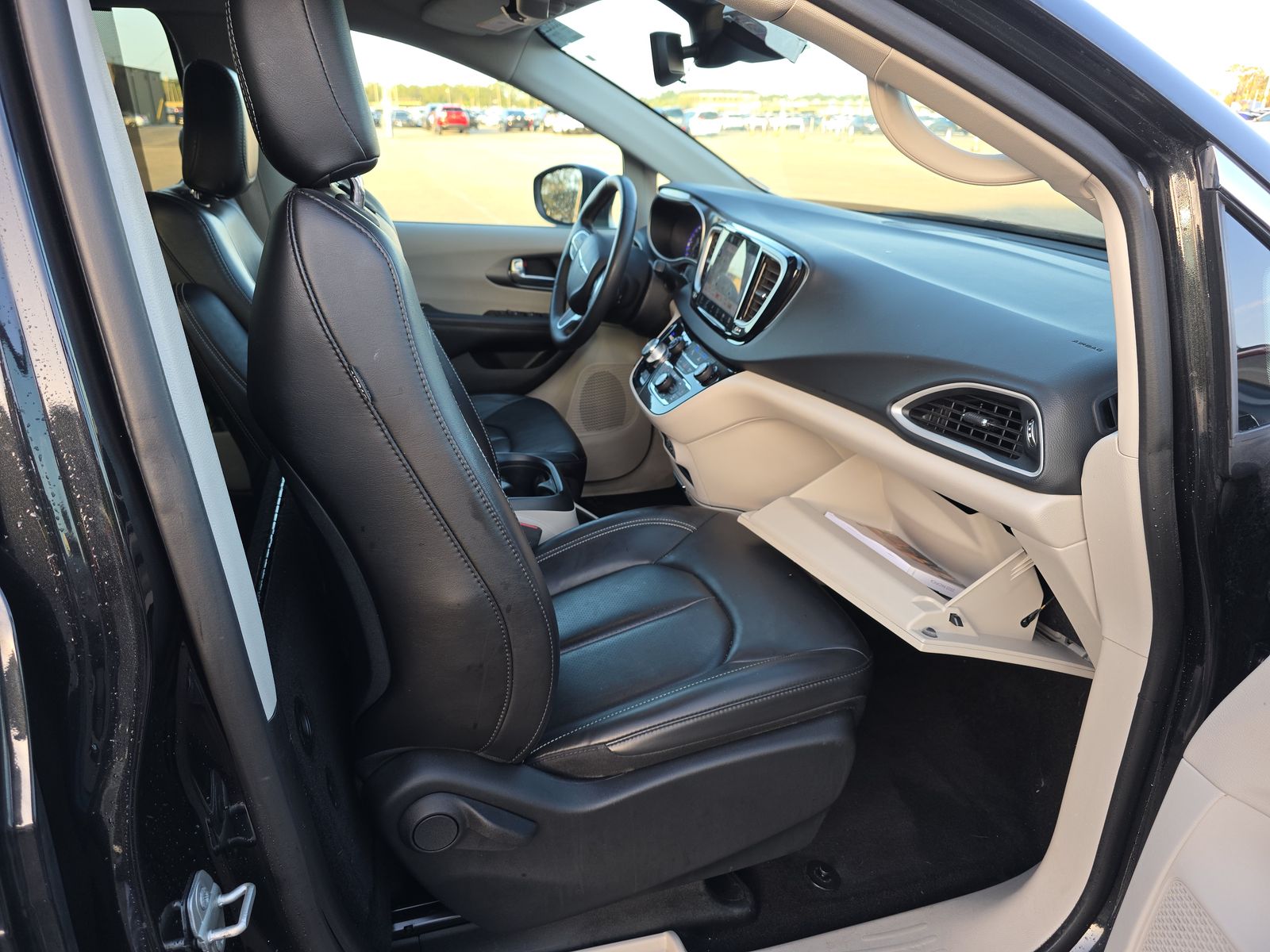 2023 Chrysler Pacifica Touring L FWD