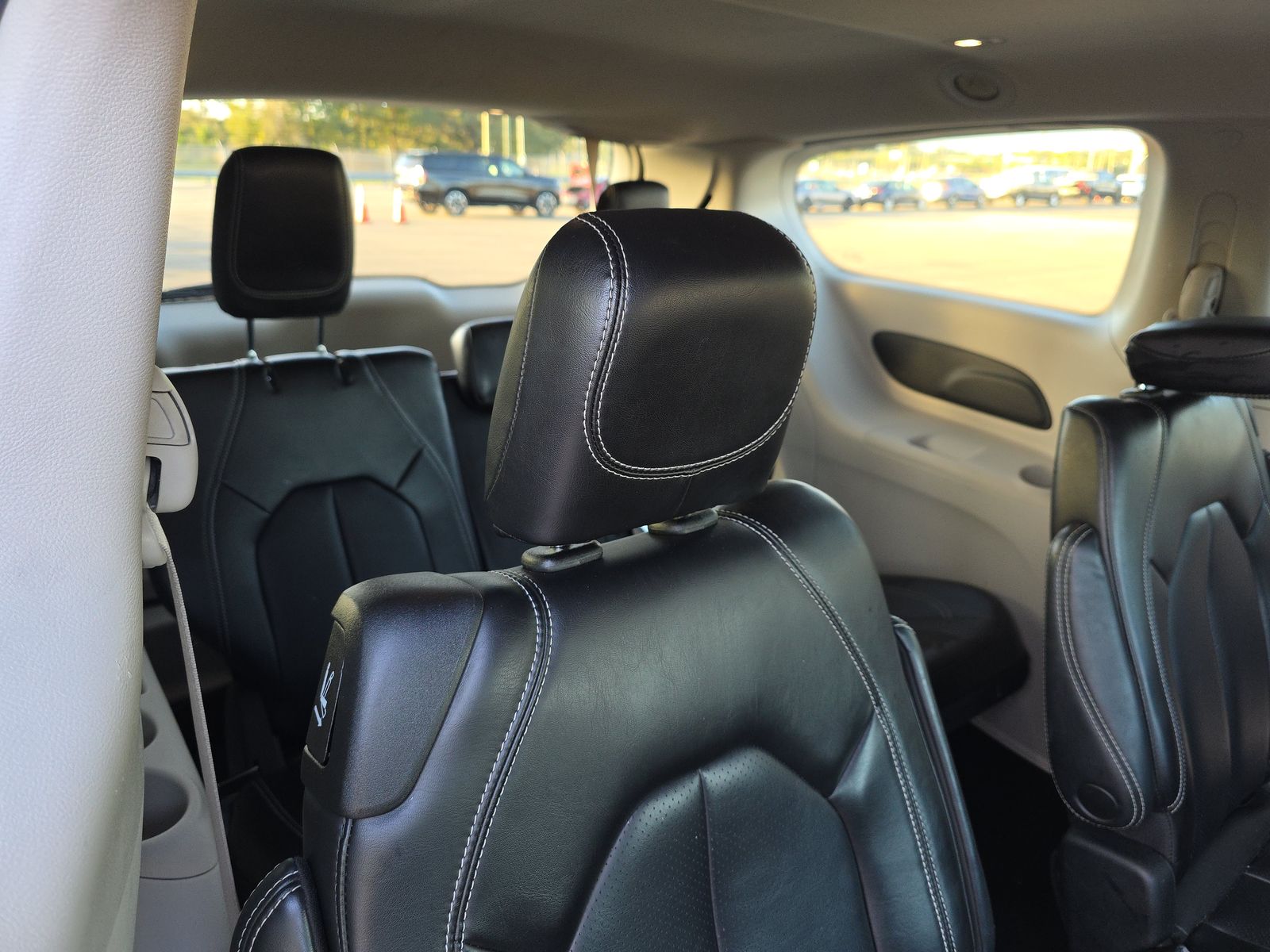 2023 Chrysler Pacifica Touring L FWD