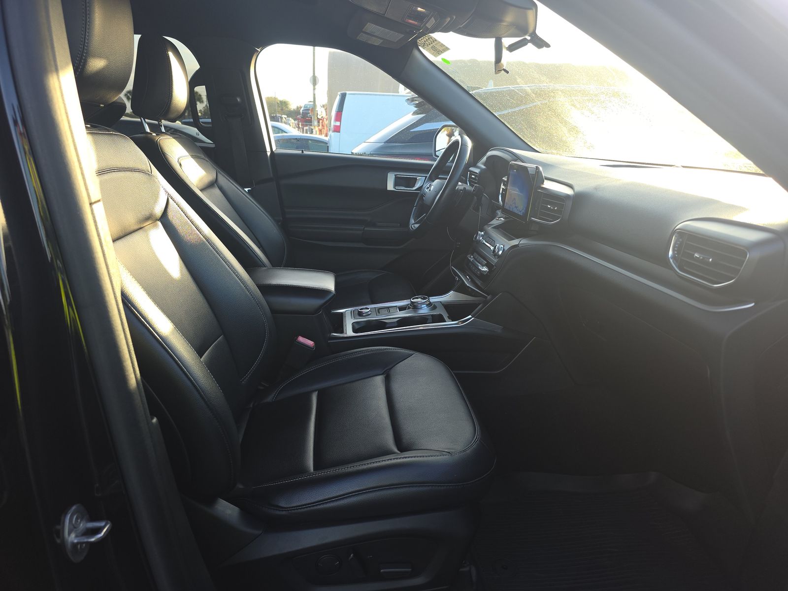 2020 Ford Explorer XLT AWD