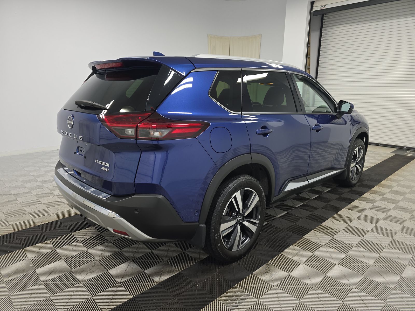 2023 Nissan Rogue Platinum AWD