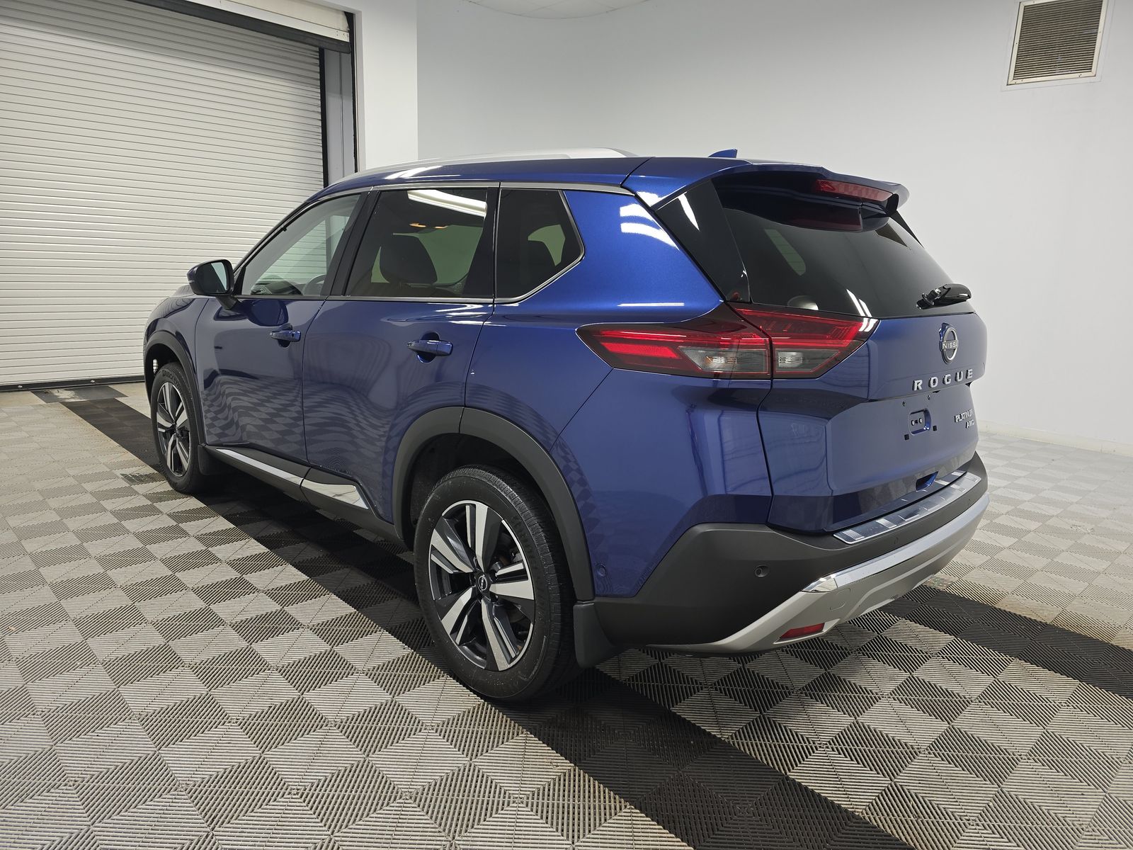 2023 Nissan Rogue Platinum AWD