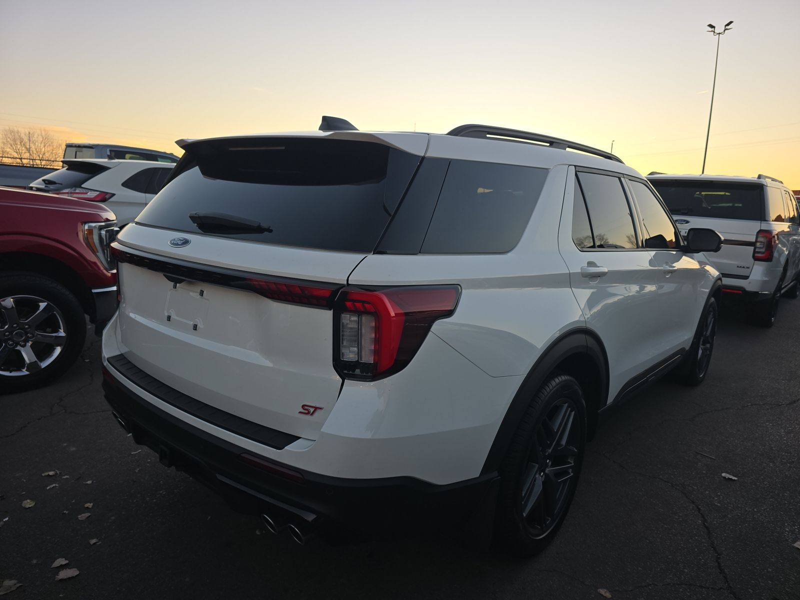 2025 Ford Explorer ST AWD