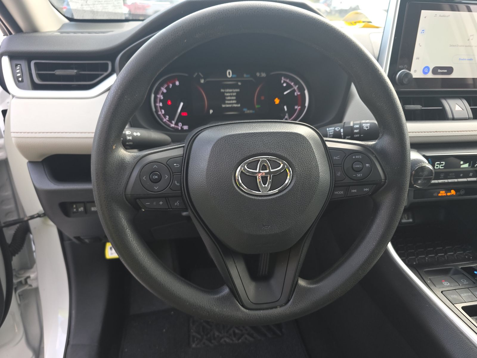 2024 Toyota RAV4 XLE FWD