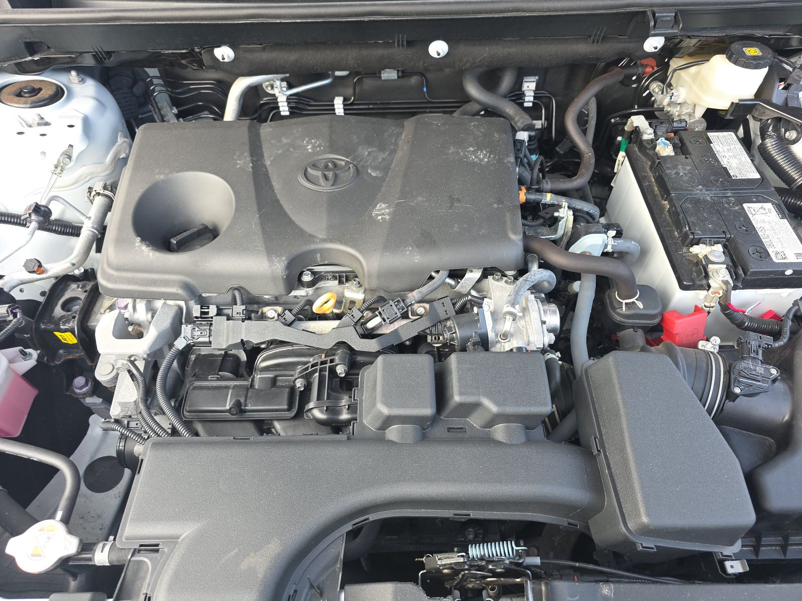 2024 Toyota RAV4 XLE FWD