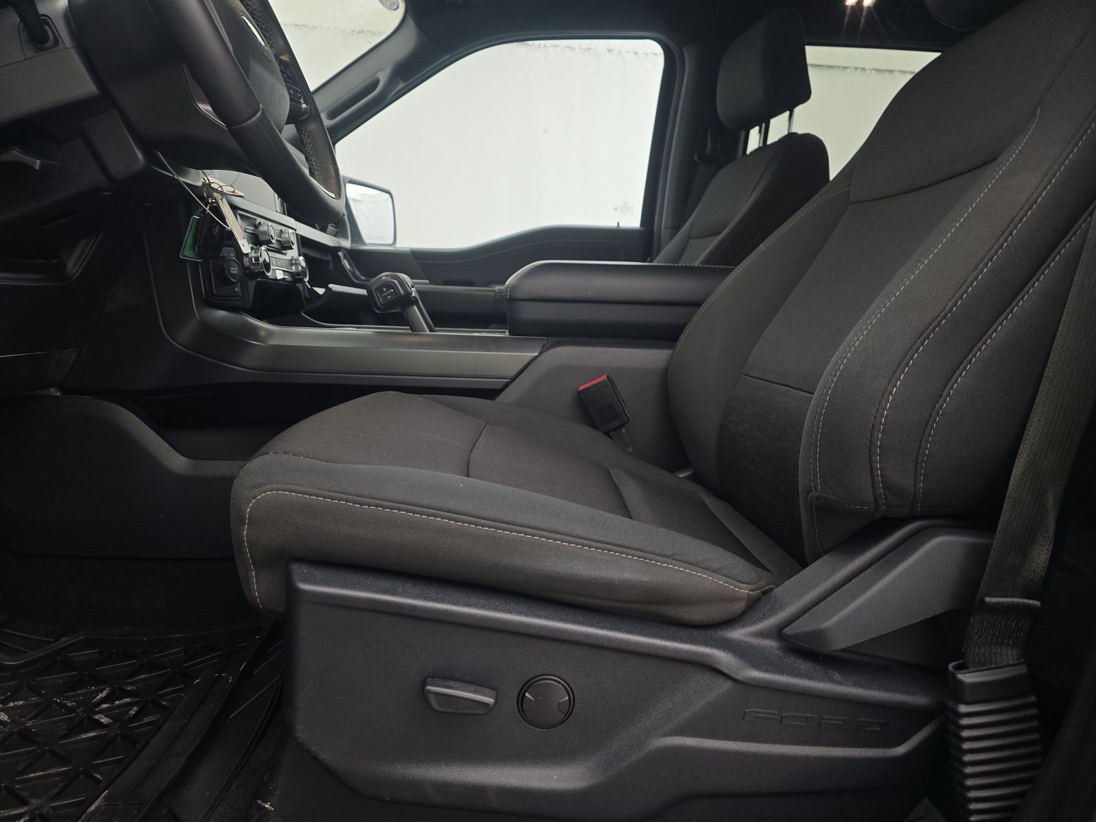 2024 Ford F-150 XLT AWD