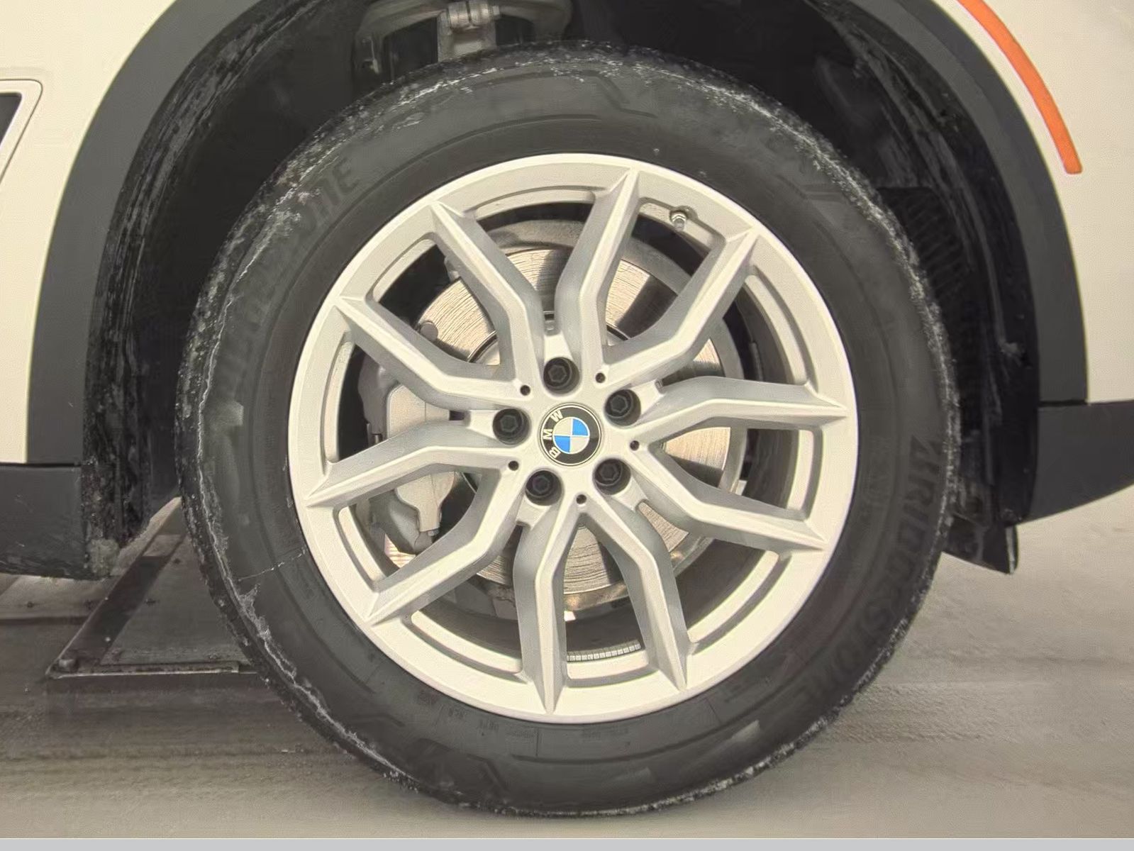 2023 BMW X5 xDrive40i AWD