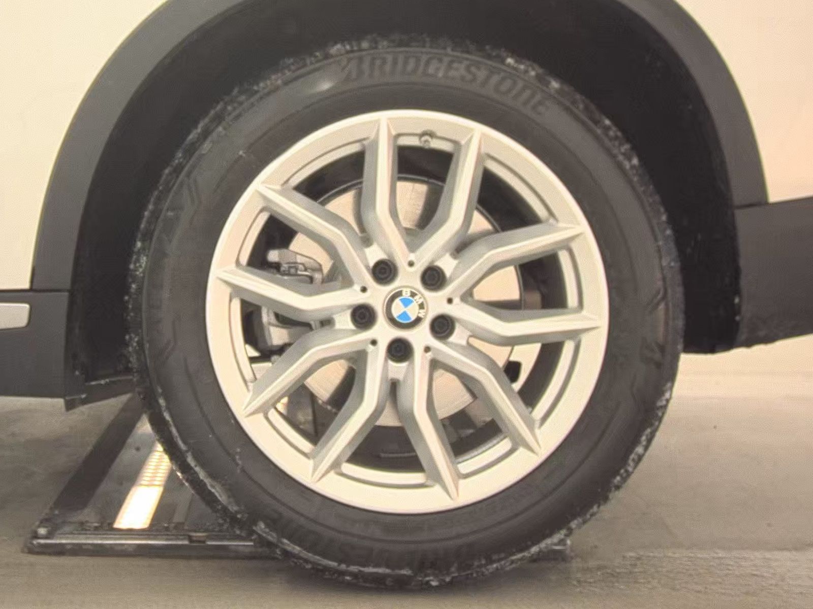 2023 BMW X5 xDrive40i AWD