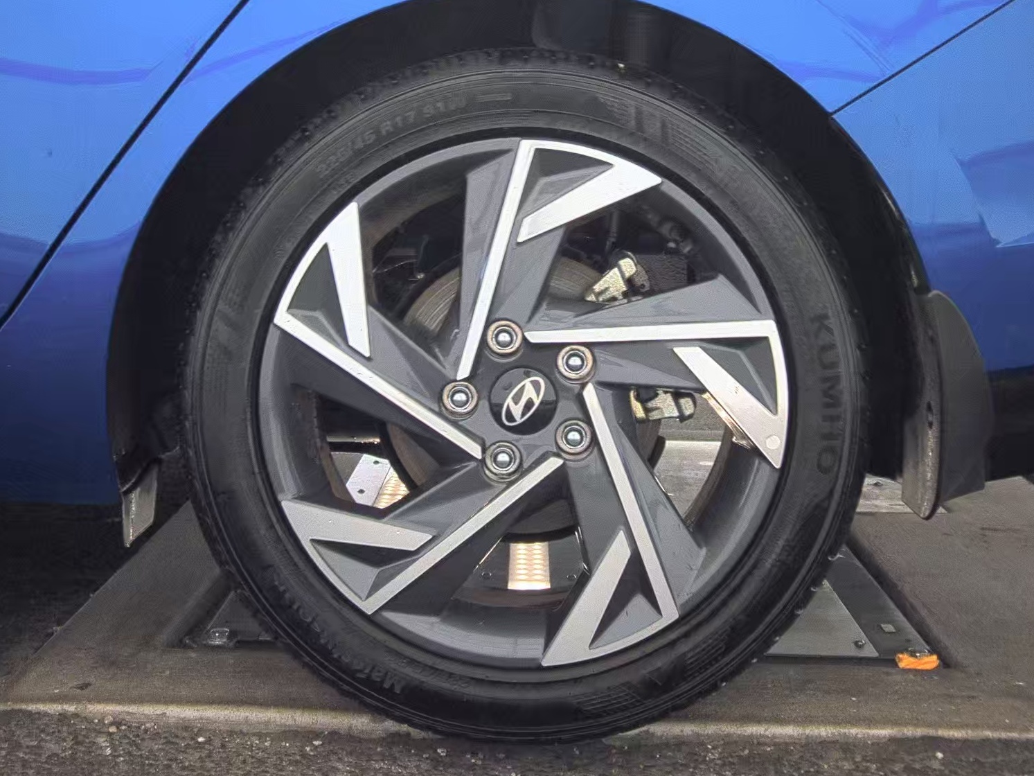 2025 Hyundai Elantra SEL Convenience FWD