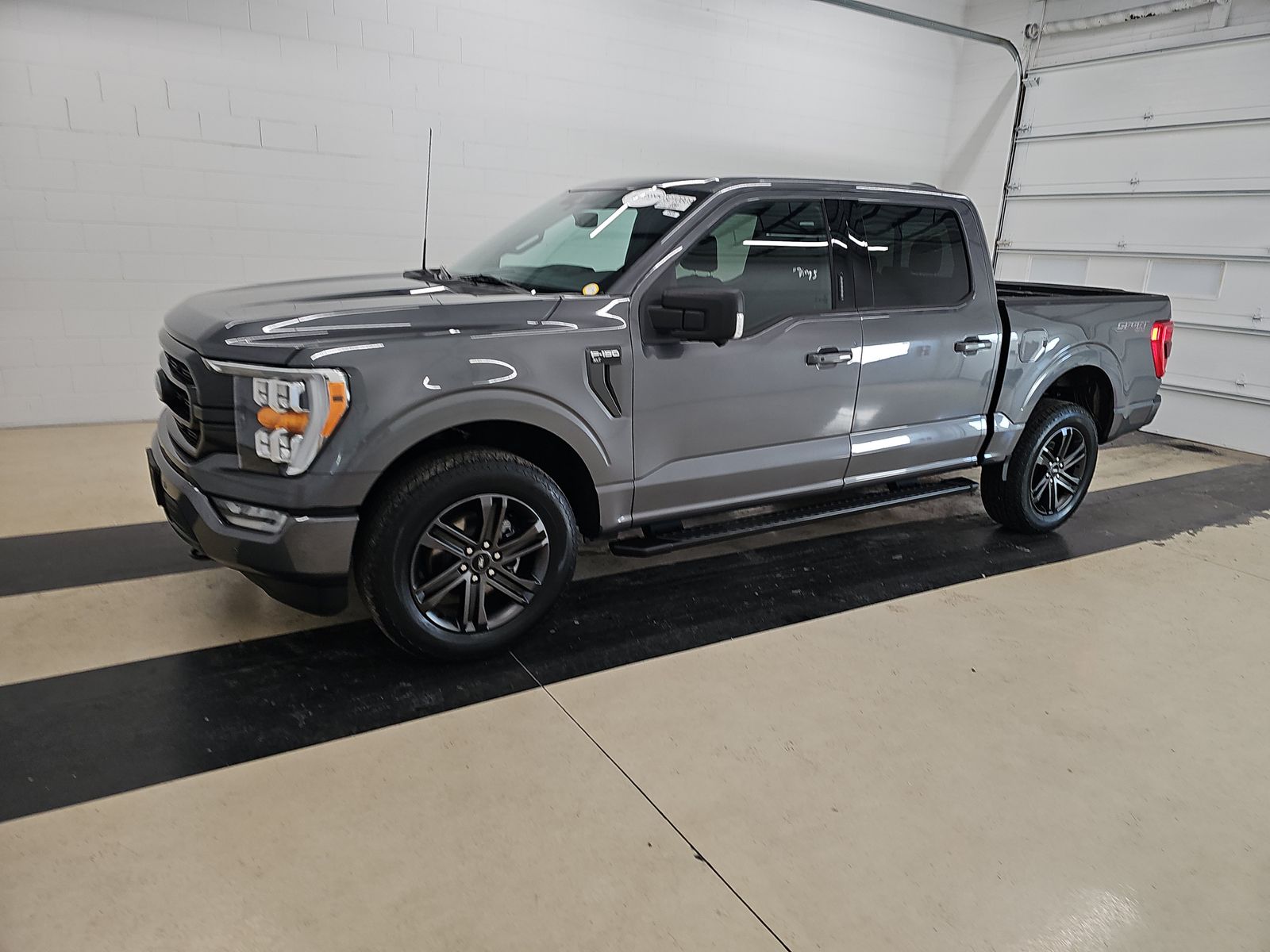 2022 Ford F-150 XLT AWD