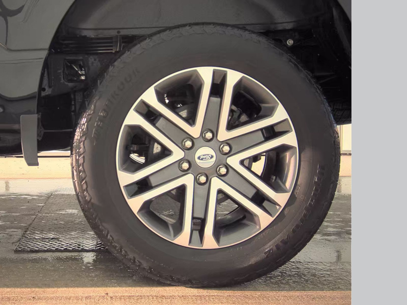 2022 Ford F-150 XL AWD