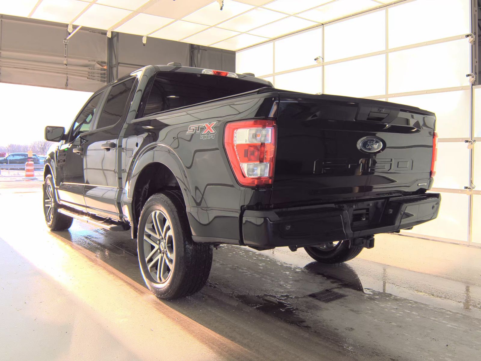 2022 Ford F-150 XL AWD