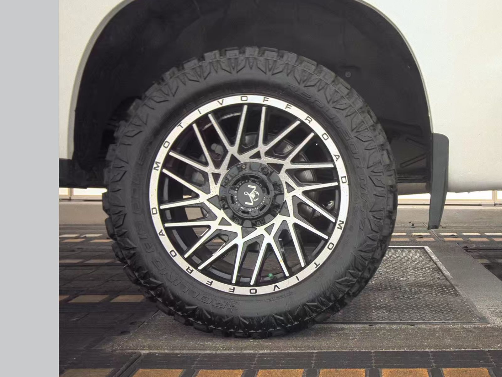 2023 Chevrolet Silverado 1500 RST AWD