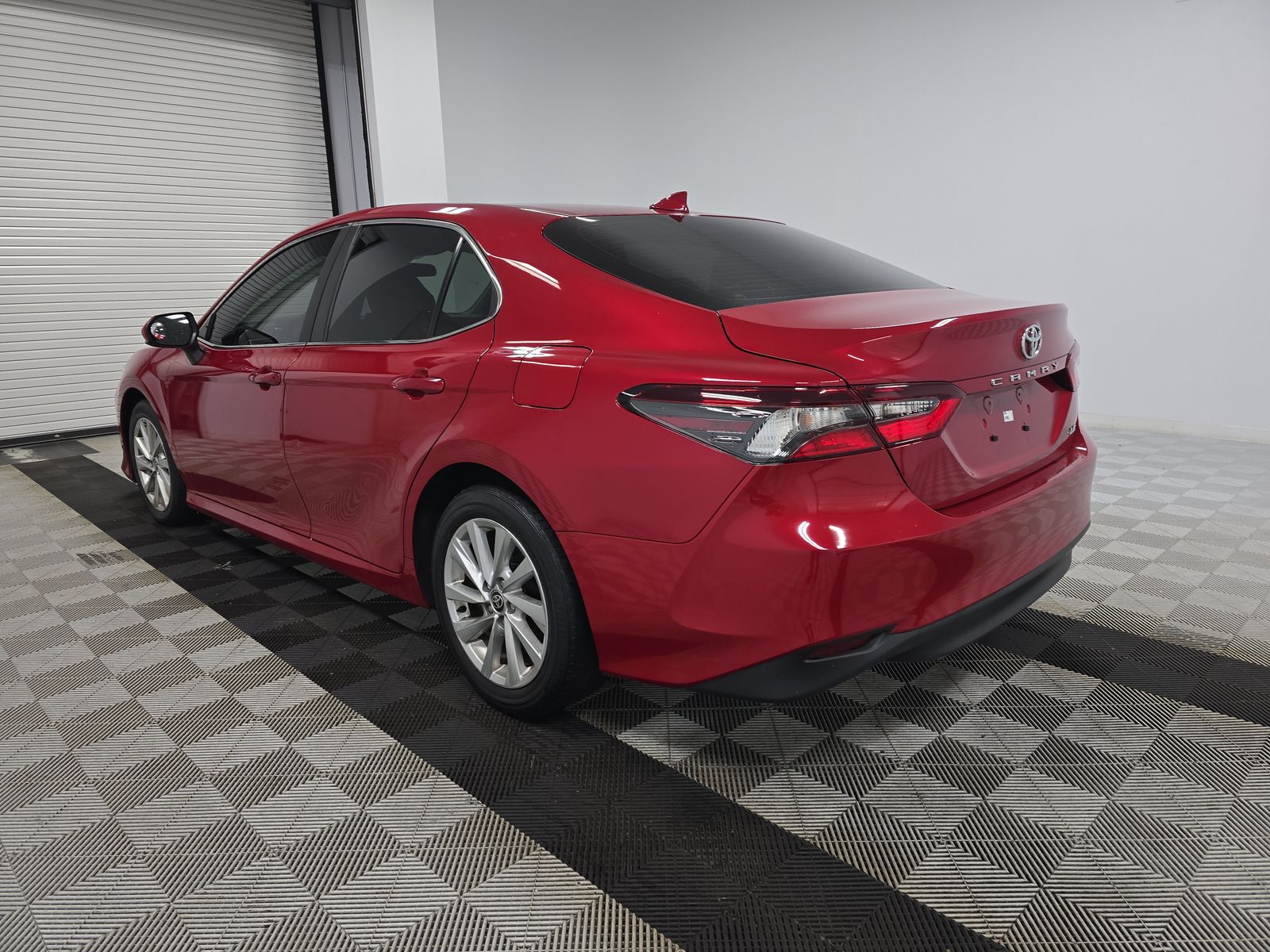 2023 Toyota Camry LE FWD