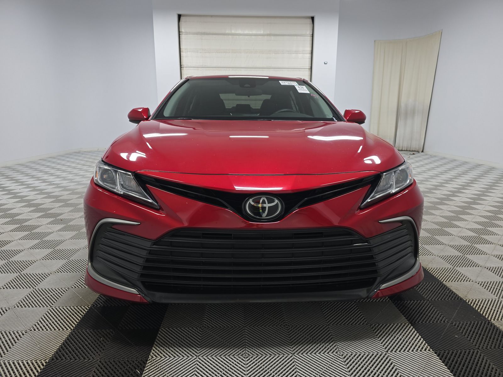 2023 Toyota Camry LE FWD