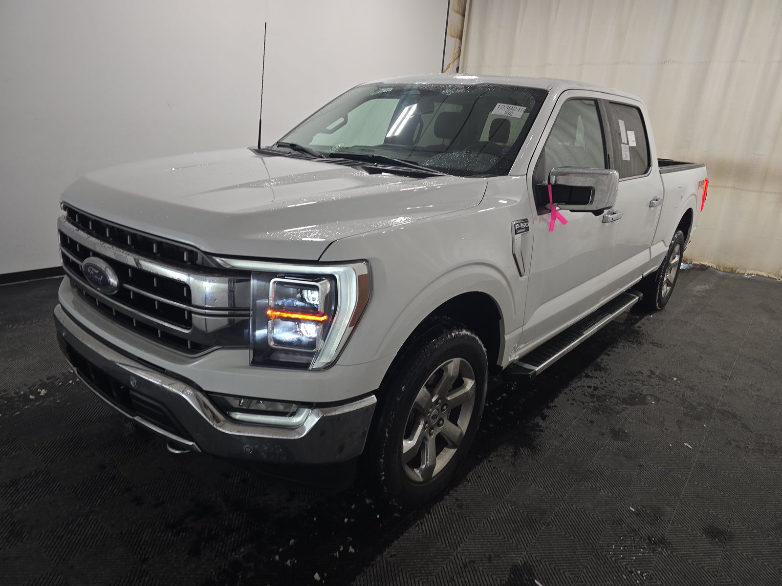 2023 Ford F-150 Lariat AWD