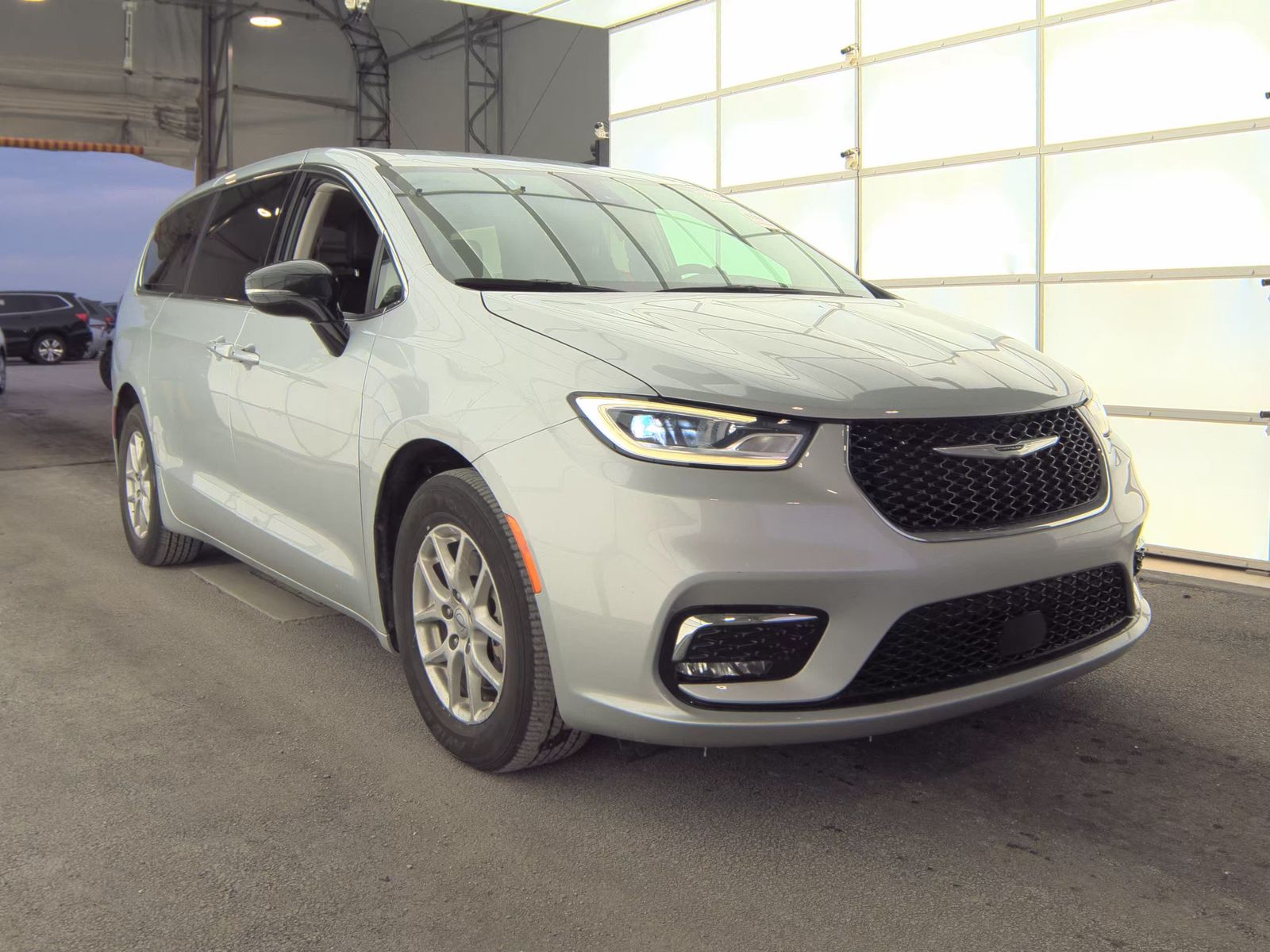 2024 Chrysler Pacifica Touring L FWD