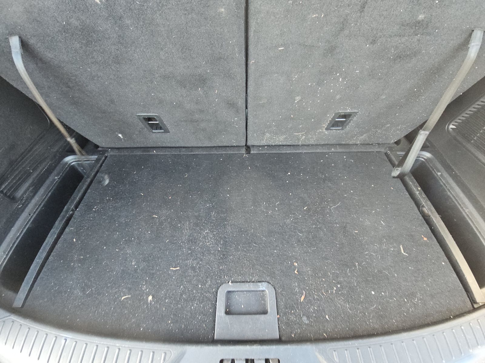 2023 Ford Explorer XLT RWD