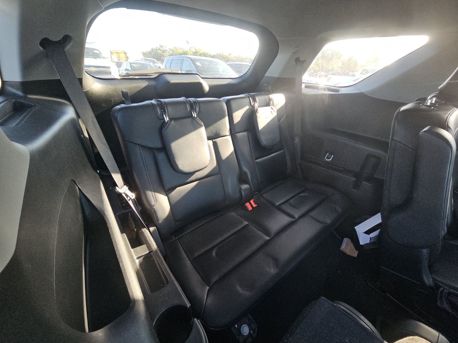 2023 Ford Explorer XLT RWD