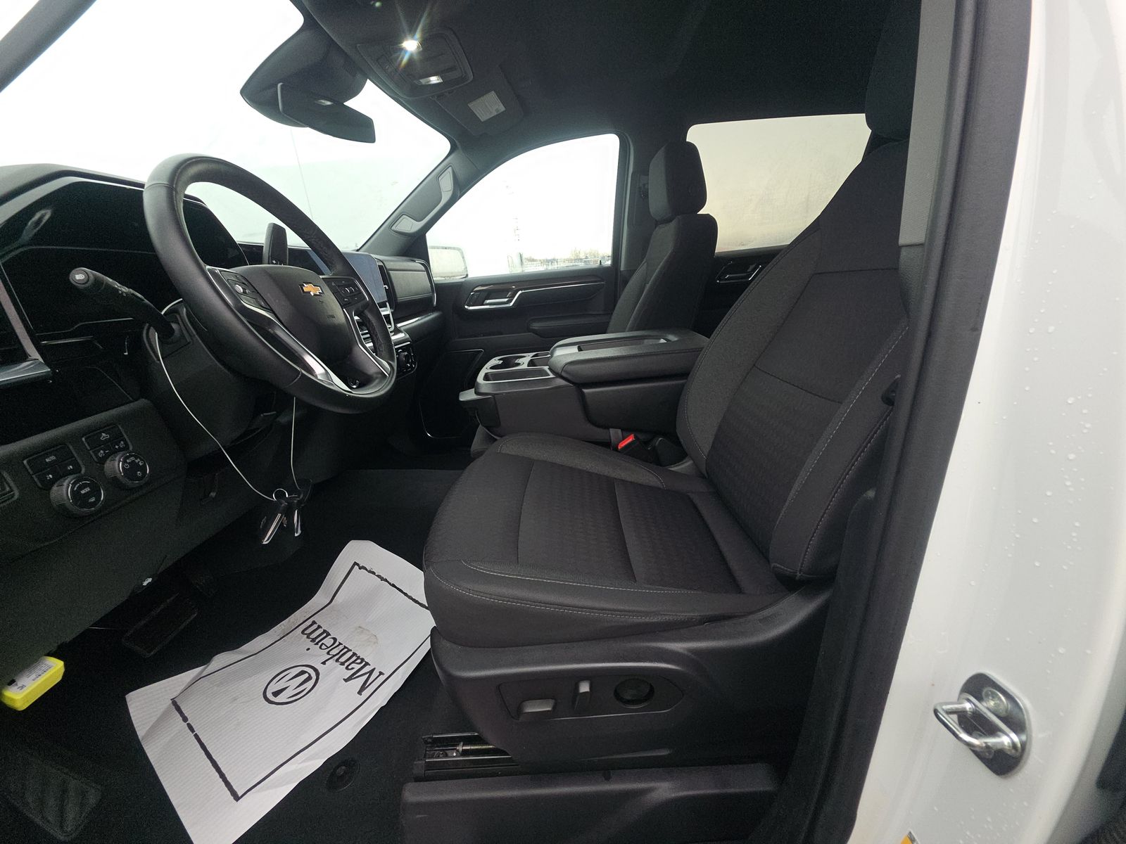 2023 Chevrolet Silverado 1500 LT AWD