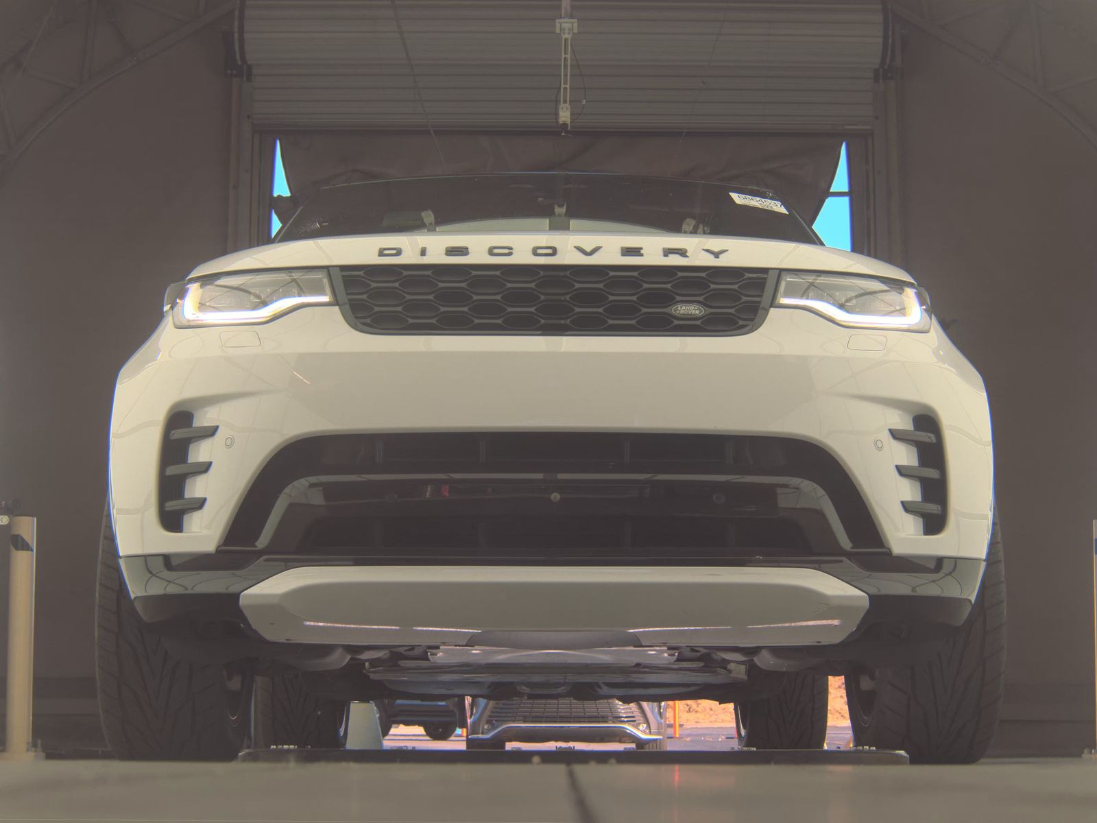 2024 Land Rover Discovery Dynamic SE AWD