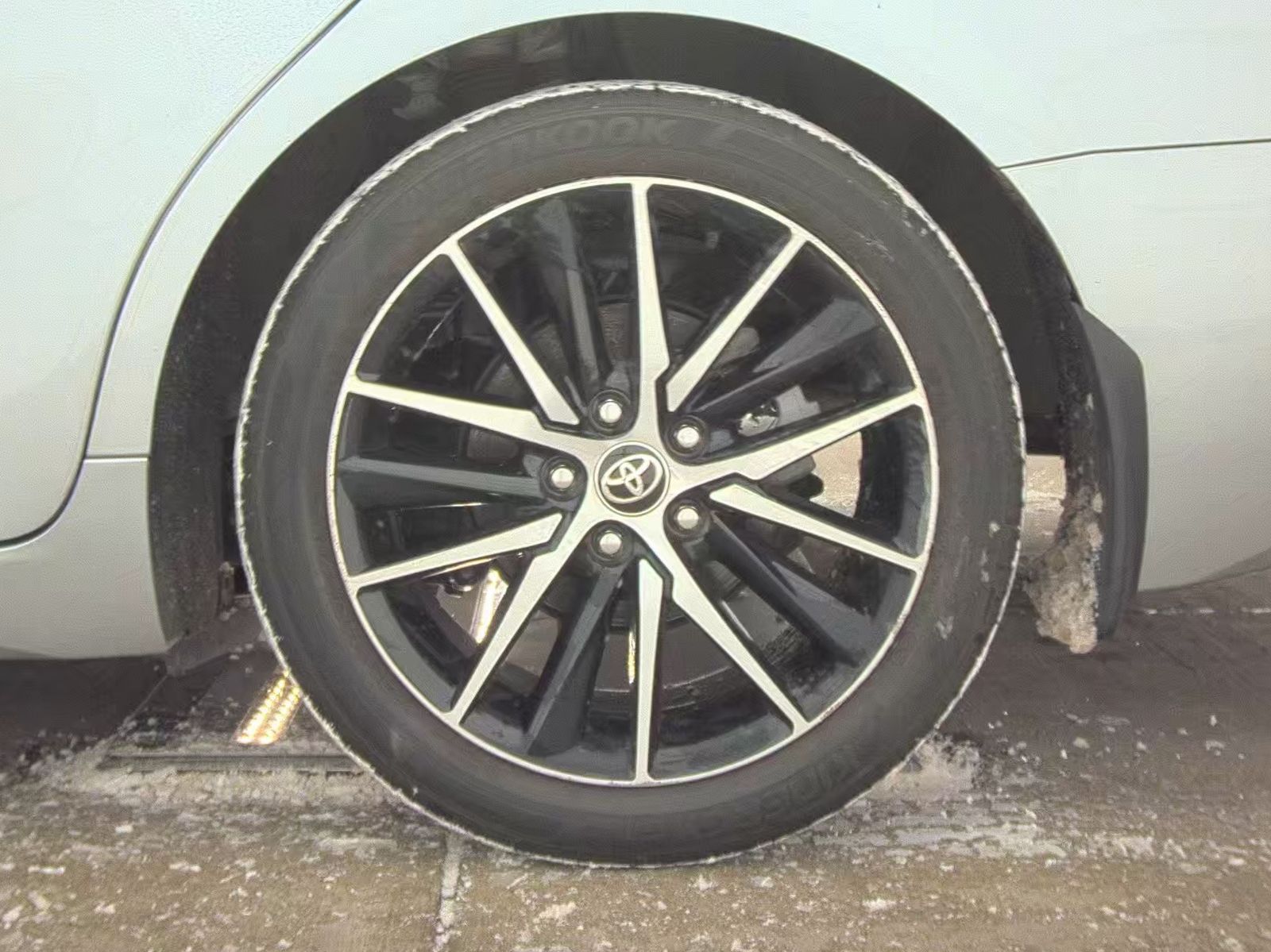 2024 Toyota Camry SE FWD