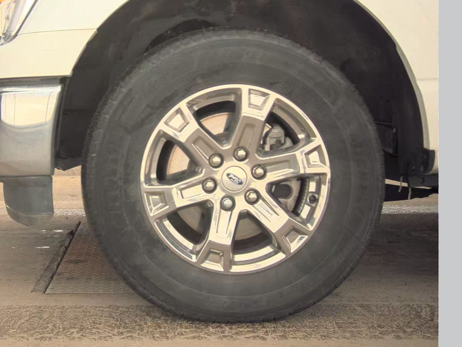 2022 Ford F-150 XLT AWD