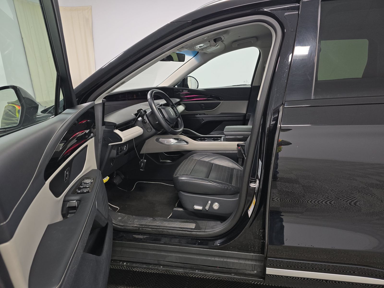 2024 Lincoln Nautilus Reserve AWD