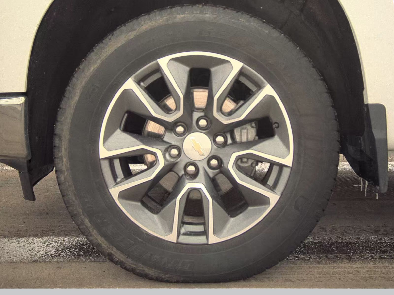 2023 Chevrolet Silverado 1500 LT AWD