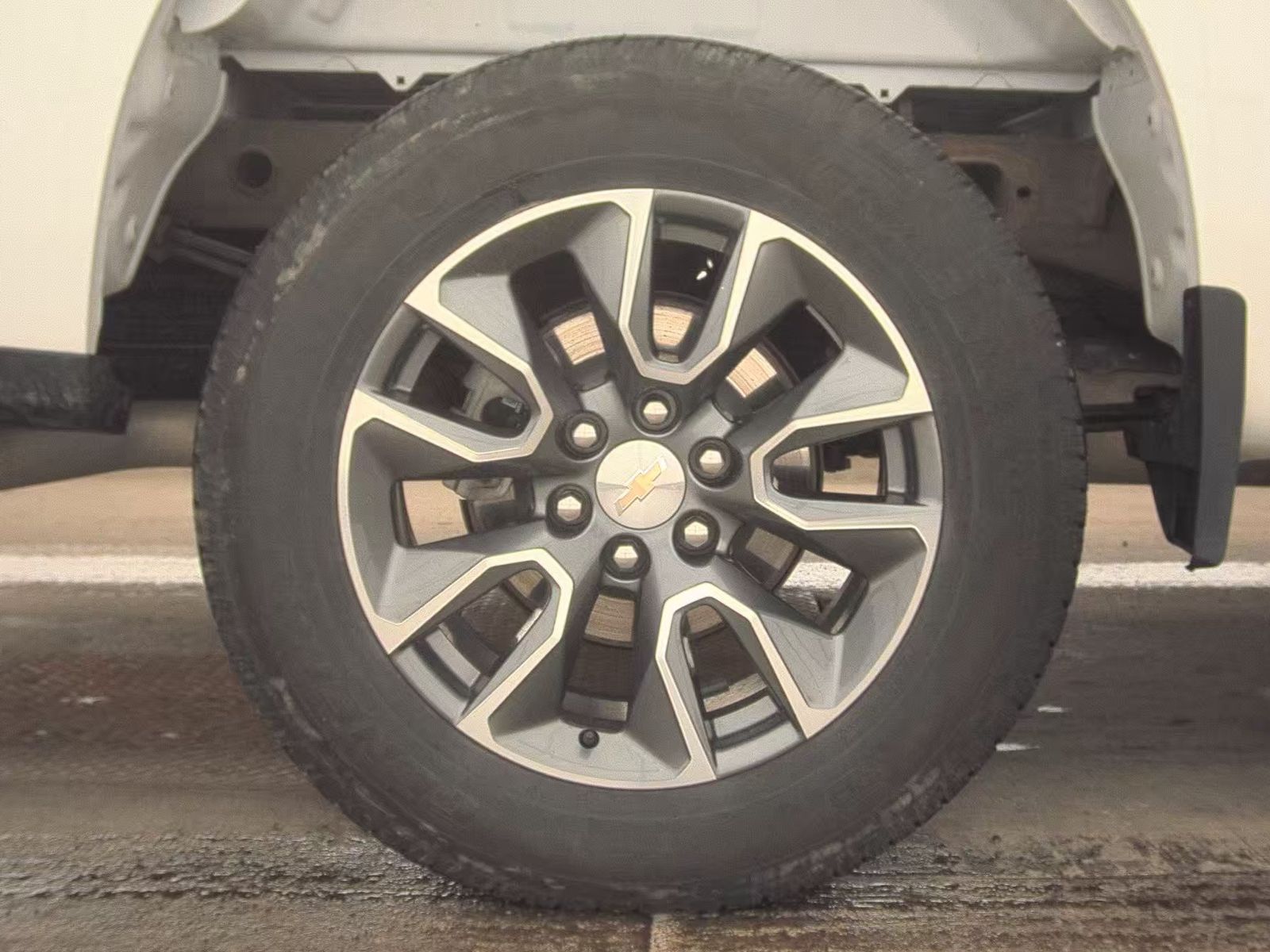 2023 Chevrolet Silverado 1500 LT AWD