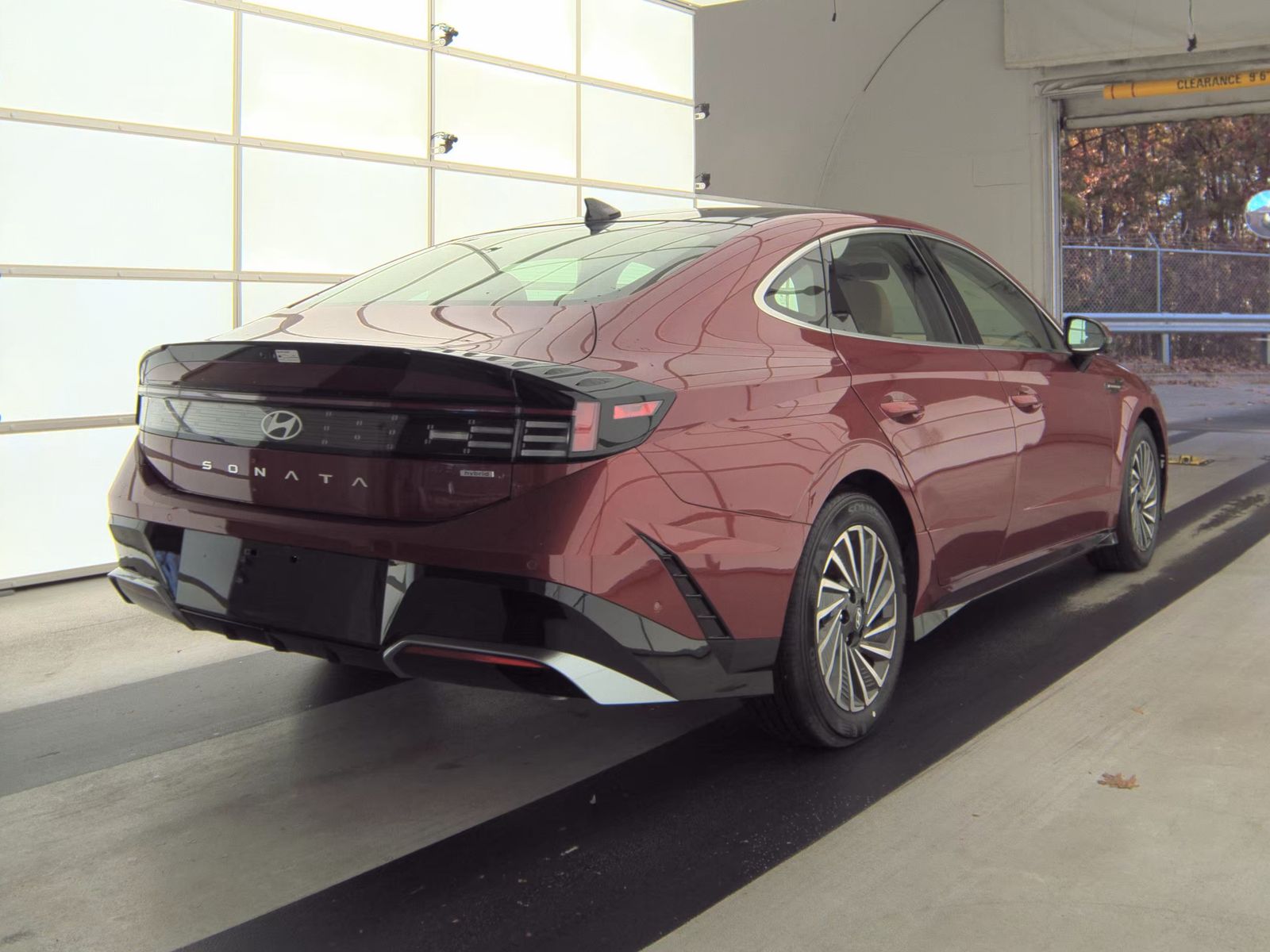 2025 Hyundai Sonata Hybrid Limited FWD