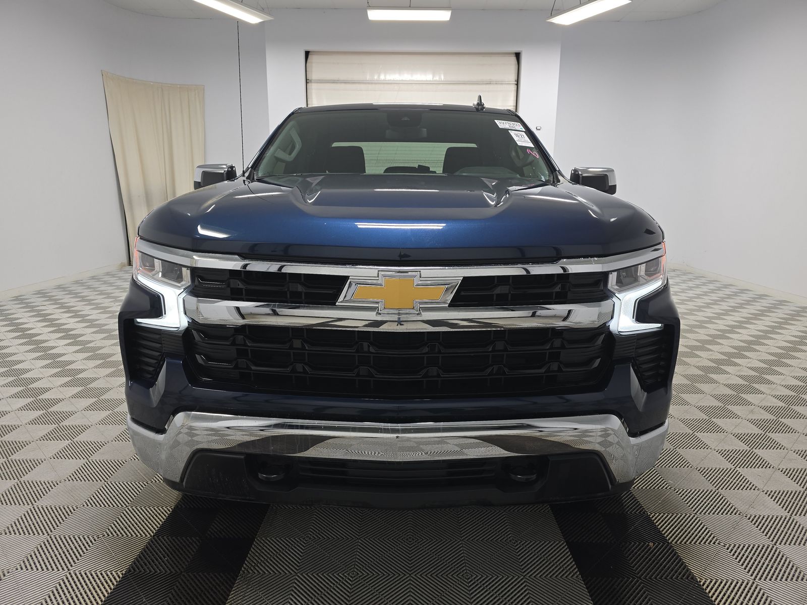 2023 Chevrolet Silverado 1500 LT AWD