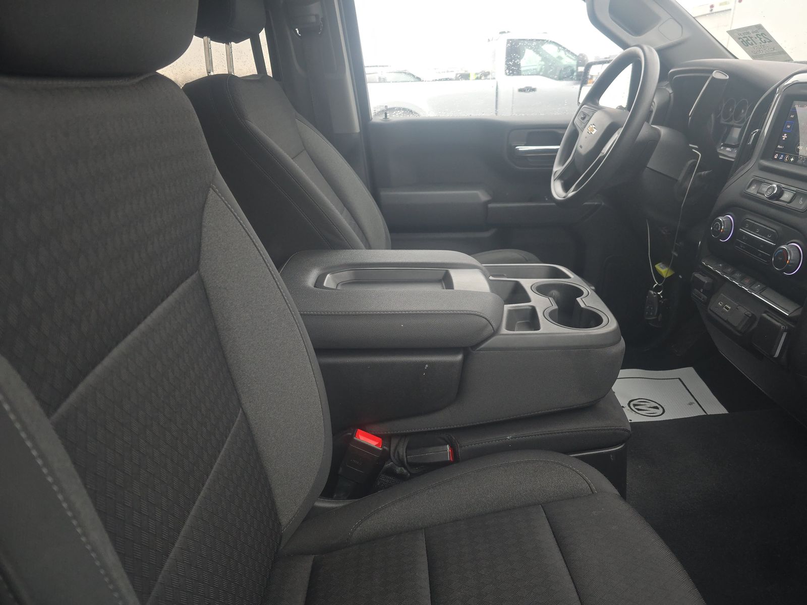 2023 Chevrolet Silverado 1500 Custom AWD