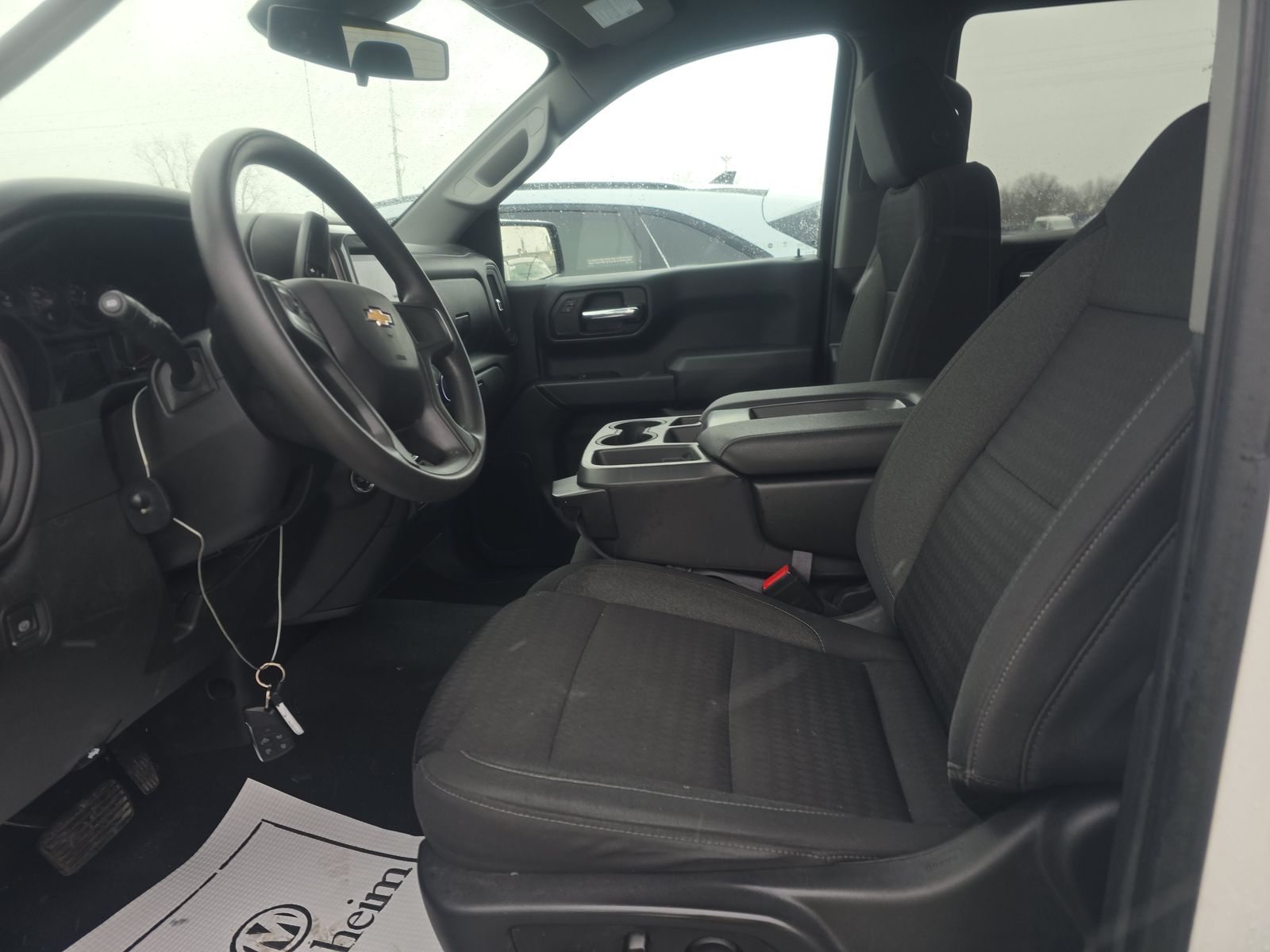 2023 Chevrolet Silverado 1500 Custom AWD