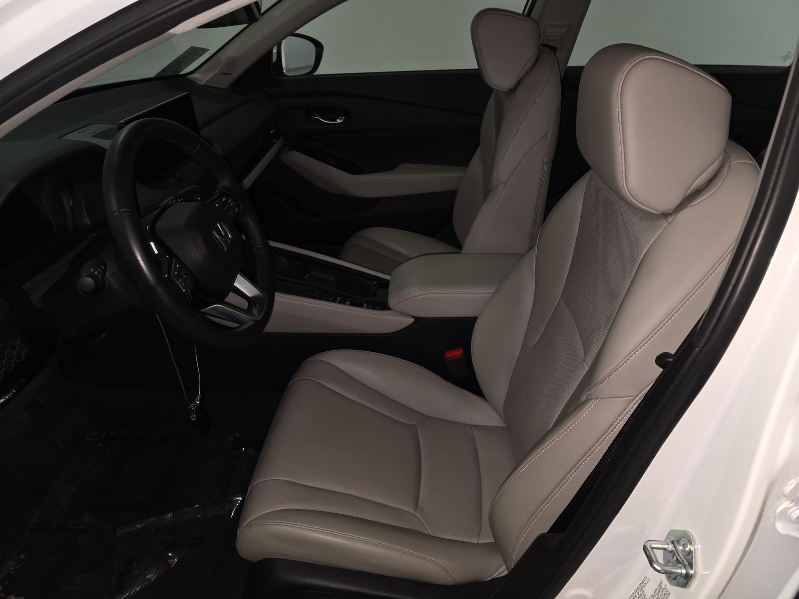 2023 Honda Accord Hybrid Touring FWD