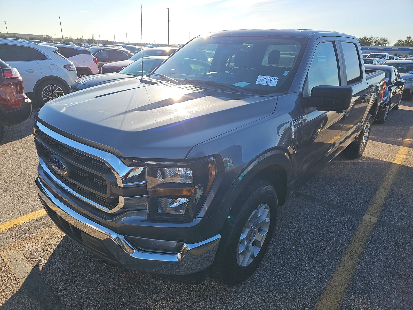 2023 Ford F-150 XLT AWD