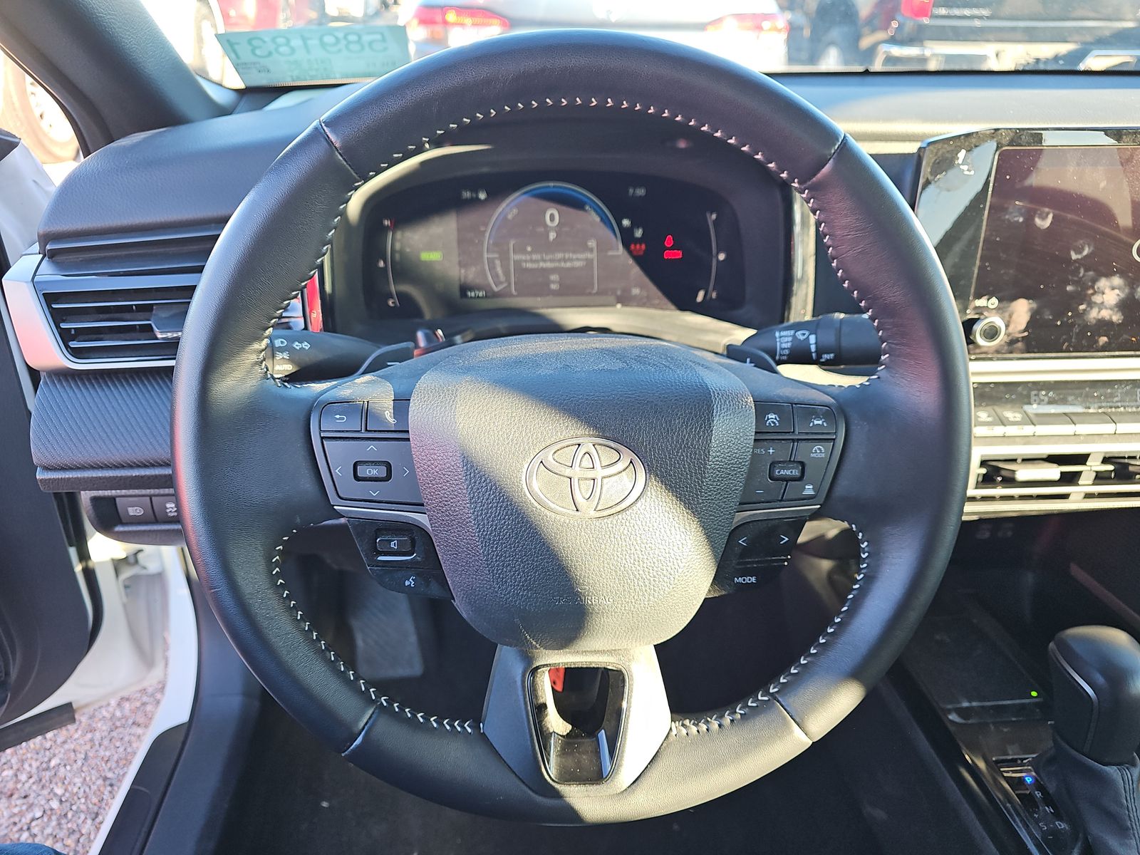 2025 Toyota Camry SE FWD