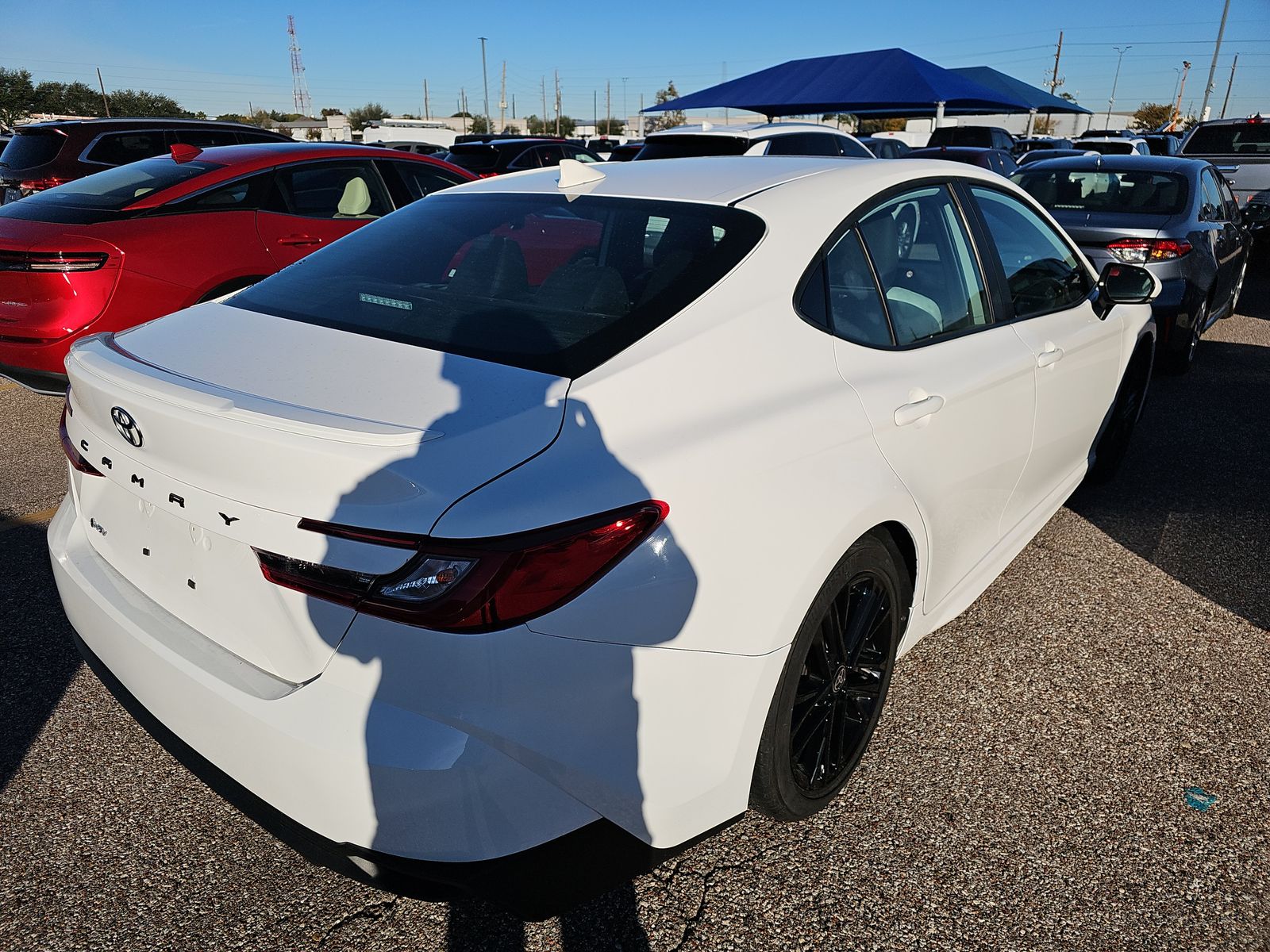2025 Toyota Camry SE FWD