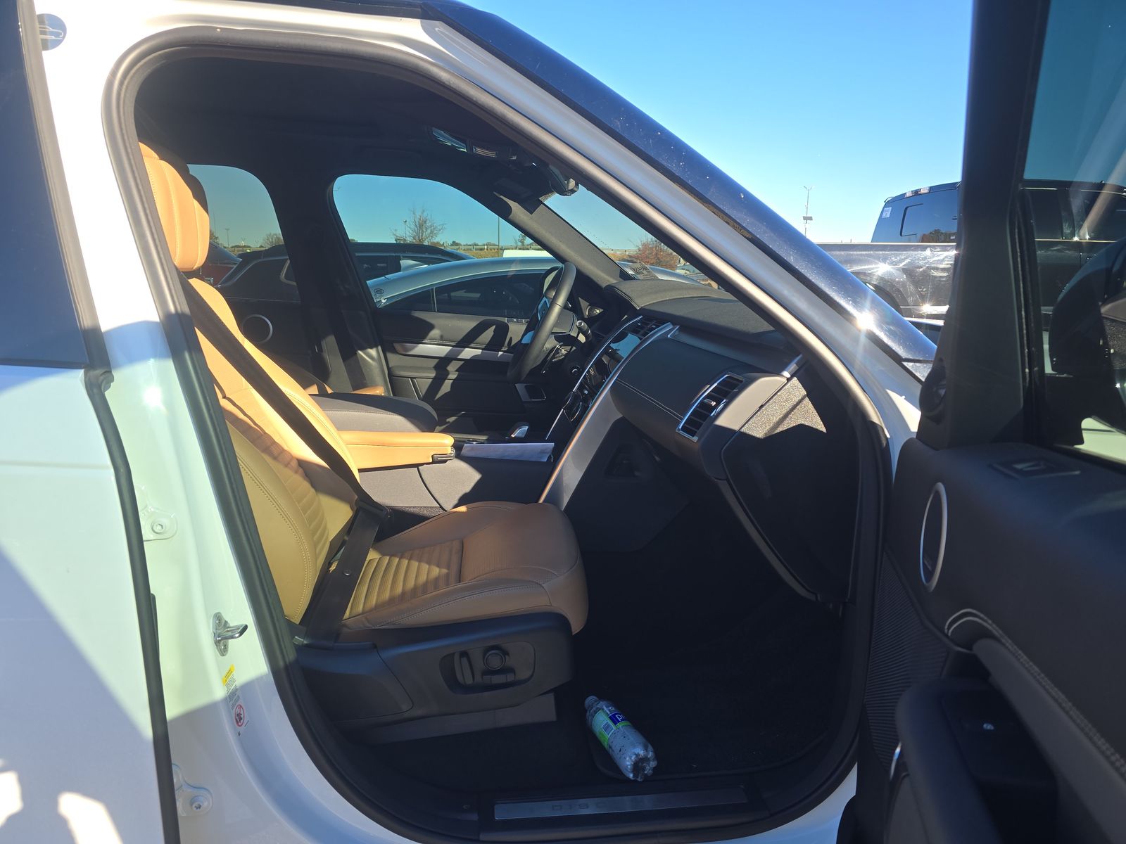 2024 Land Rover Discovery Dynamic SE AWD