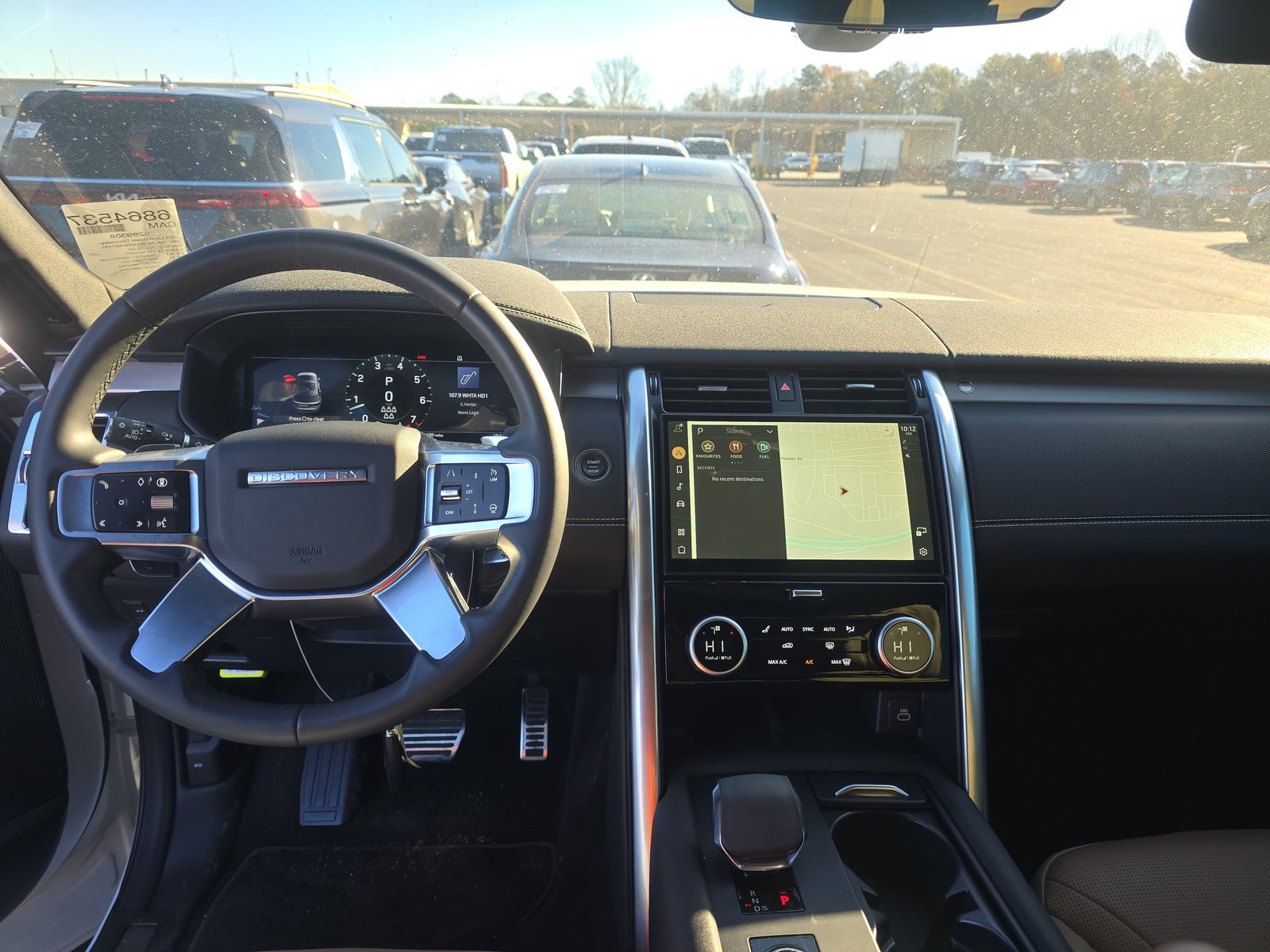 2024 Land Rover Discovery Dynamic SE AWD