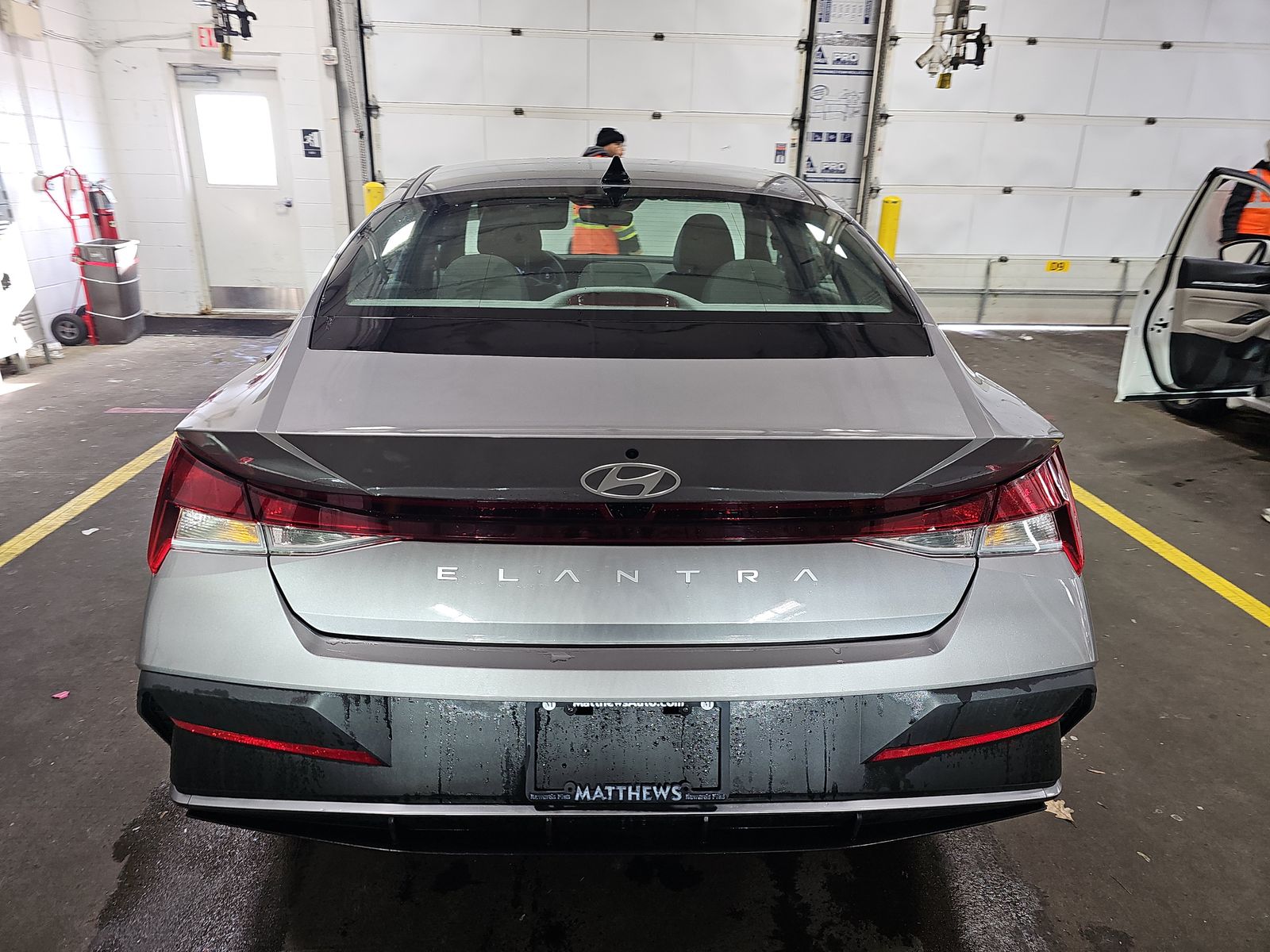 2024 Hyundai Elantra SEL FWD
