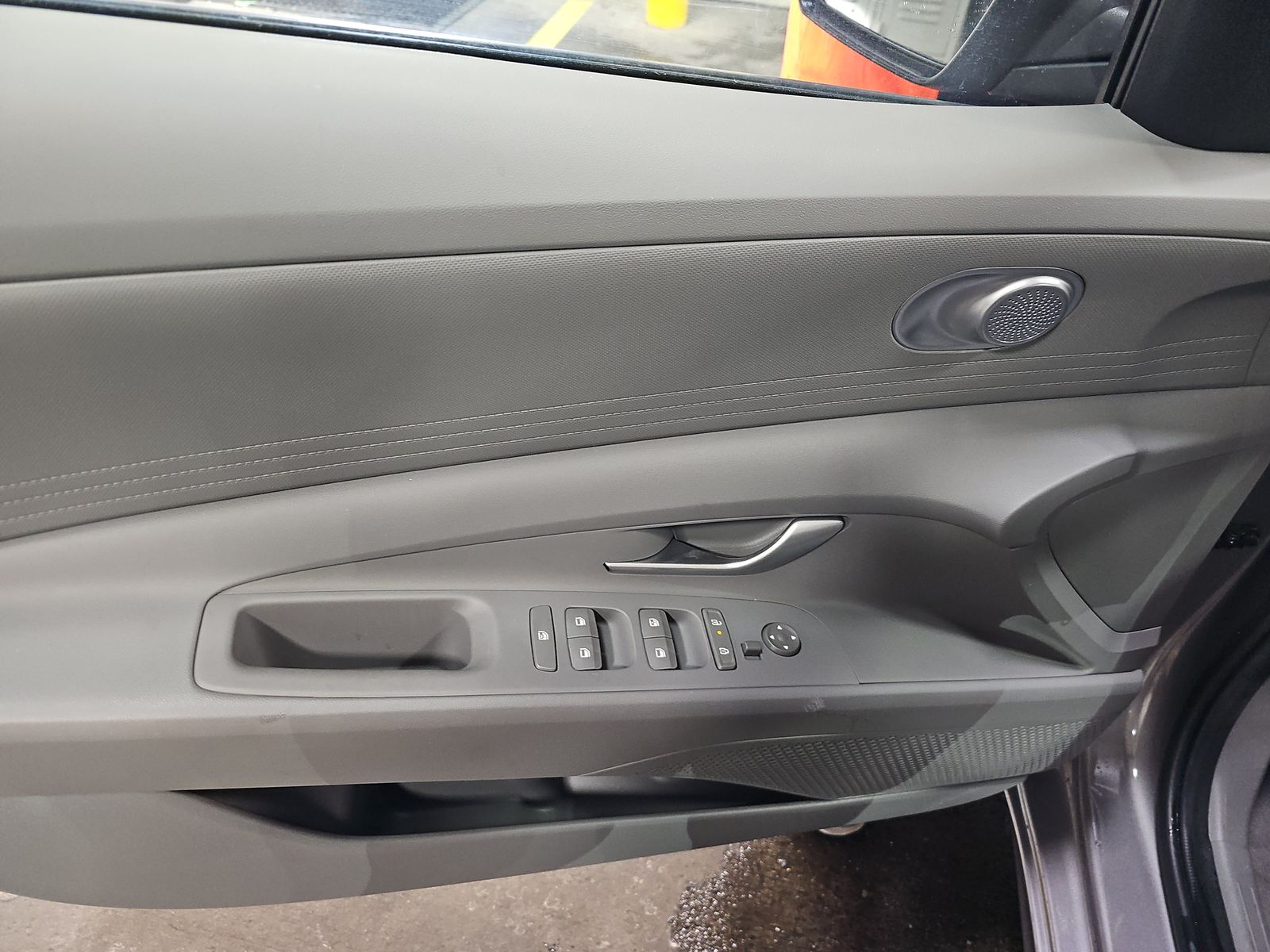 2024 Hyundai Elantra SEL FWD