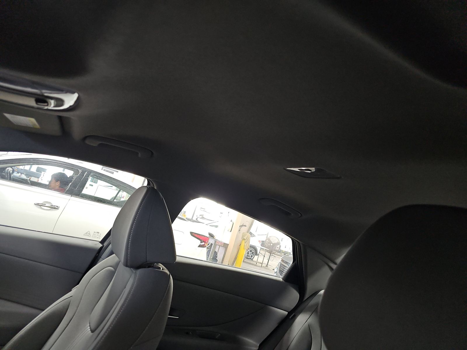 2024 Hyundai Elantra SEL FWD