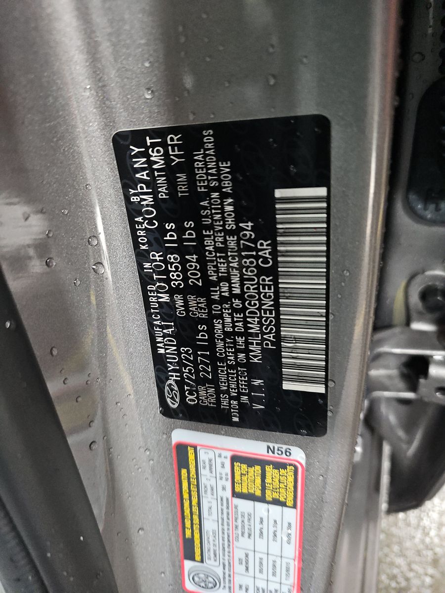 2024 Hyundai Elantra SEL FWD