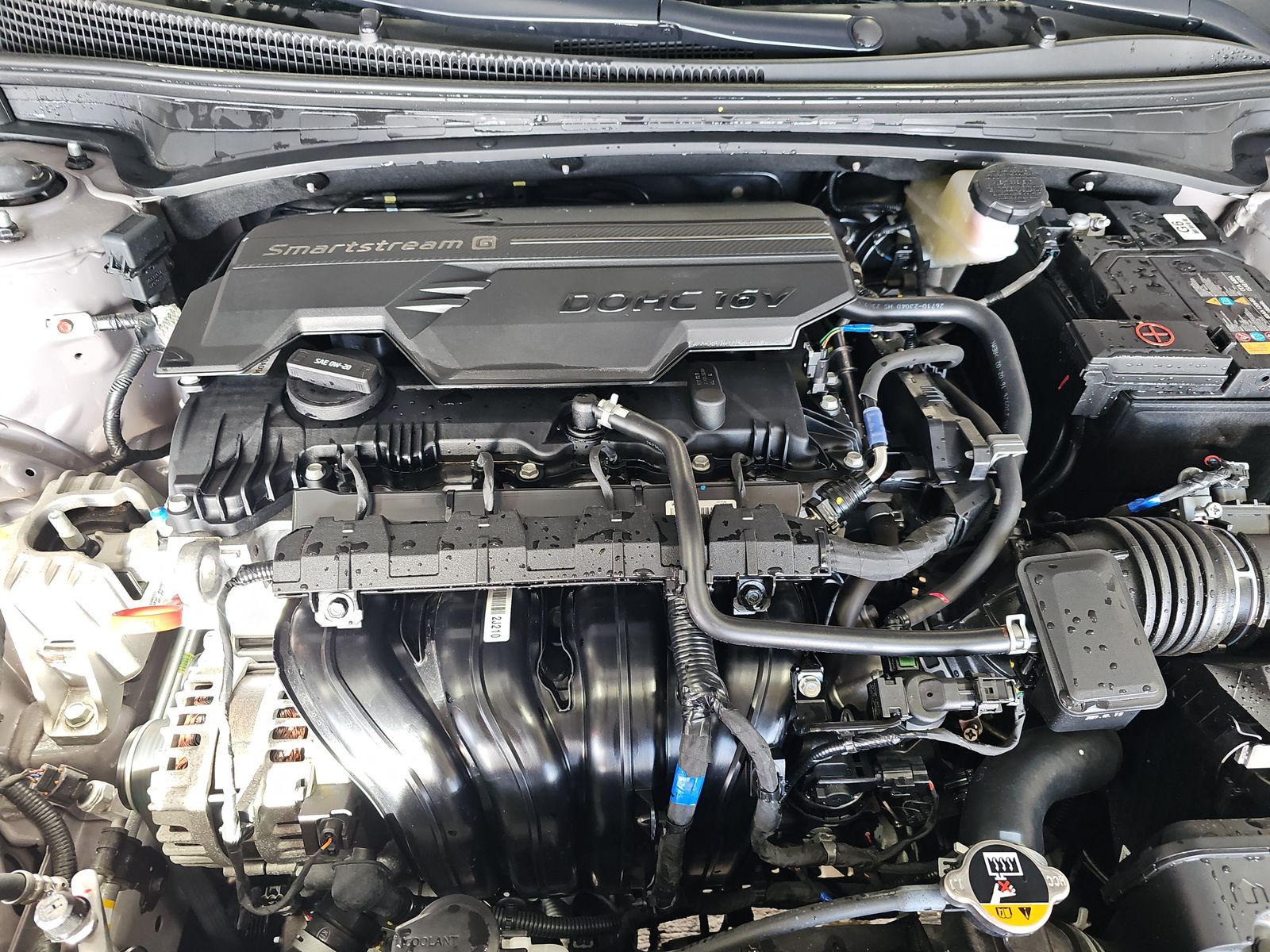 2024 Hyundai Elantra SEL FWD