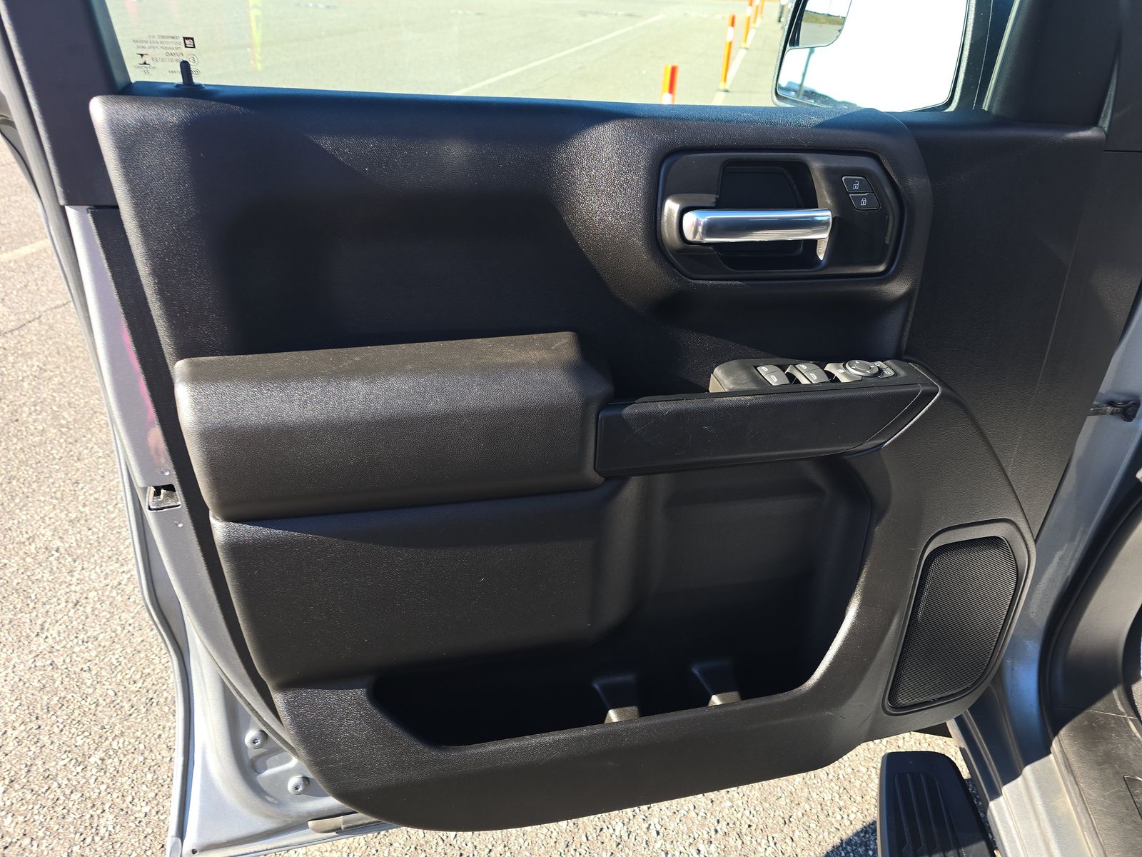 2023 Chevrolet Silverado 1500 Custom AWD