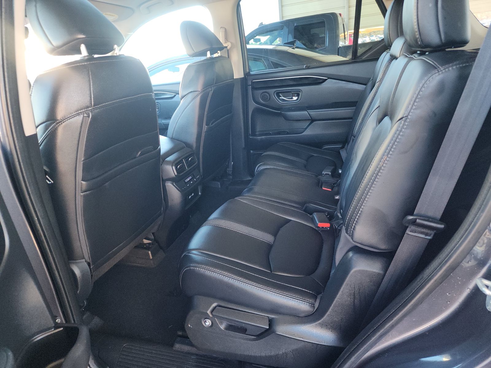 2023 Honda Pilot Touring FWD