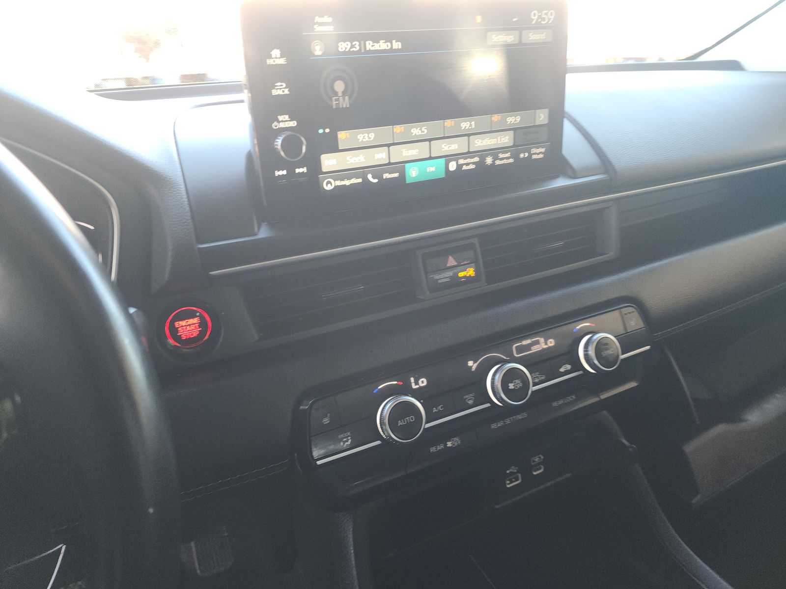 2023 Honda Pilot Touring FWD