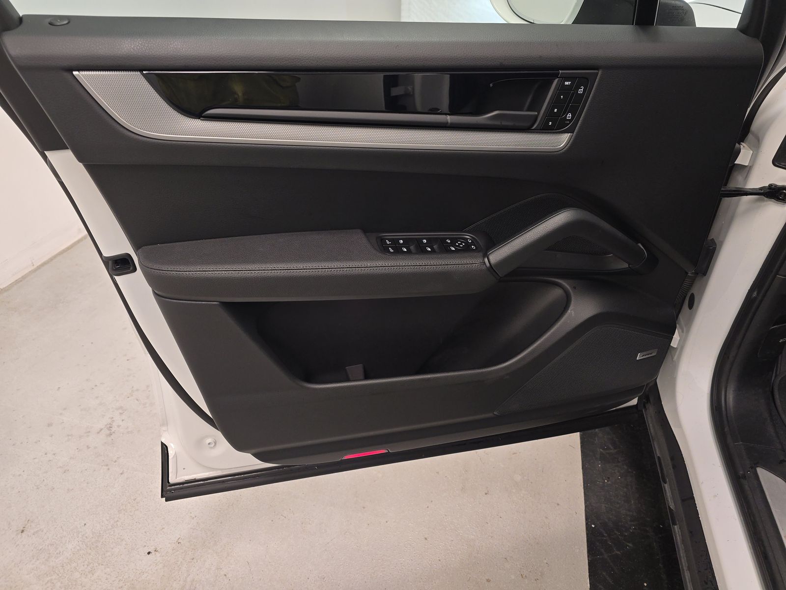 2024 Porsche Cayenne Base AWD