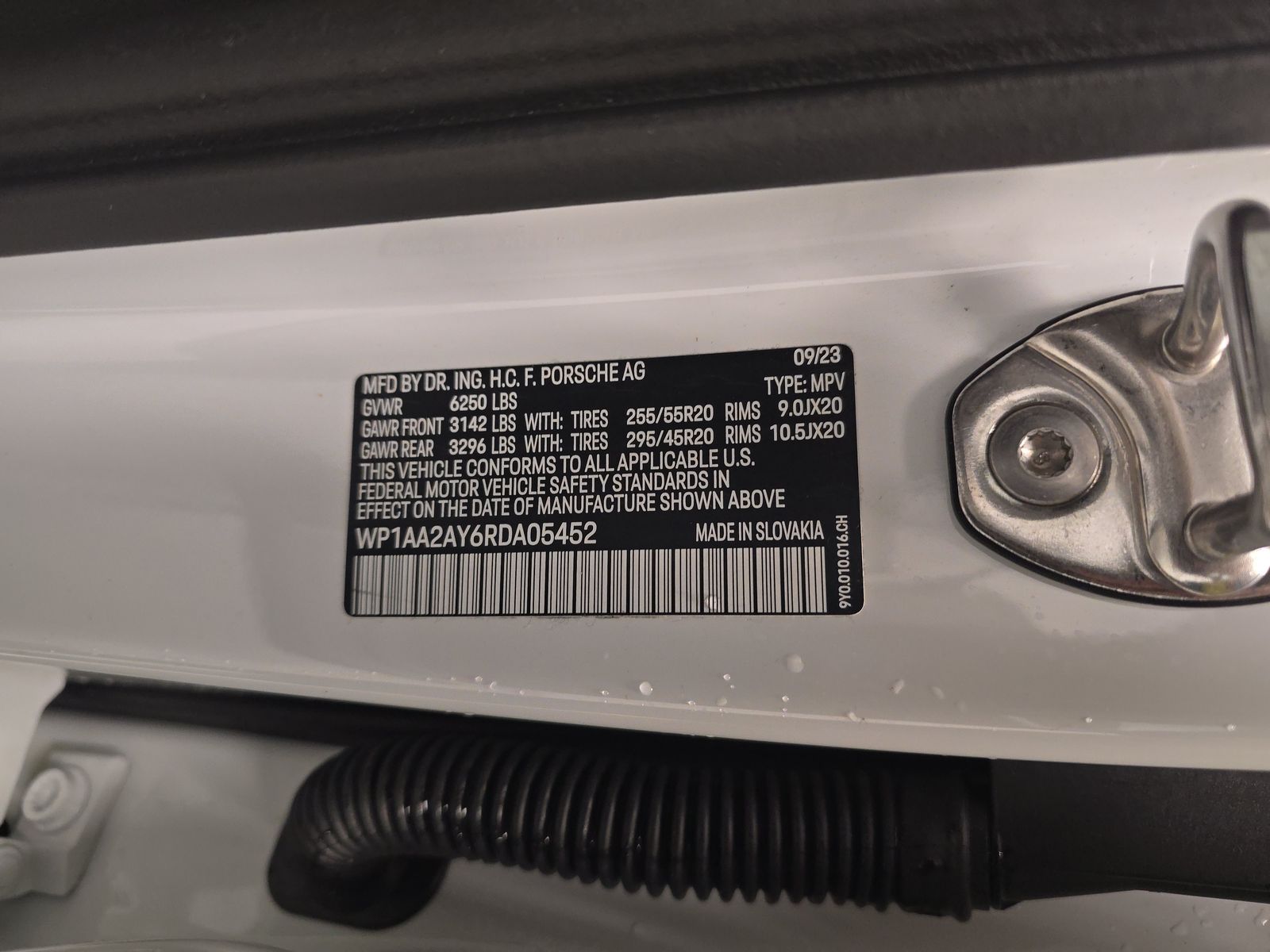 2024 Porsche Cayenne Base AWD